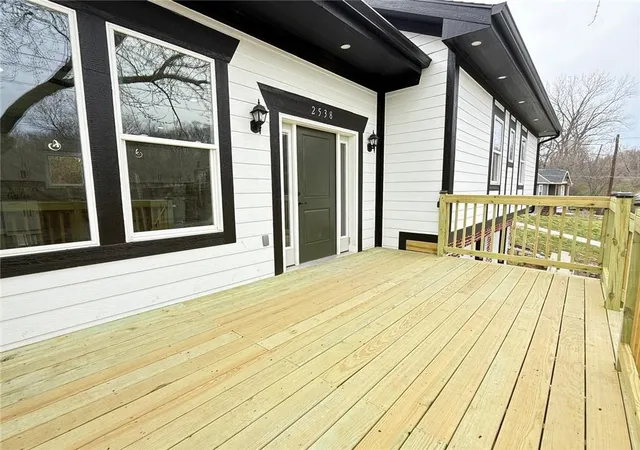36th image of 2538 Roe Ln, Kansas City, KS 66103 | MLS# 2610036
