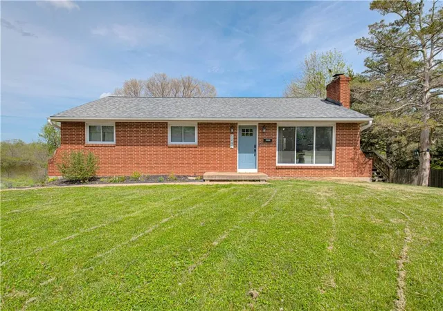 Homes for sale in Kansas City, MO | 5247 N Norton Ave, Kansas City, MO 64119 | MLS# 2610104
