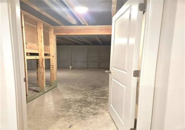 Homes for sale in Spring Hill, KS | 20930 W 217th St, Spring Hill, KS 66083 | MLS# 2610110