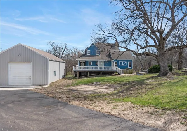 Homes for sale in Greenwood, MO | 33604 E Stringtown Rd, Greenwood, MO 64034 | MLS# 2610131