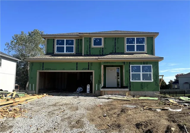 Photo 2 of Single family home for sale at 20779 Emerald St, Spring Hill, KS 66083 | MLS# 2610165 | Listing updated on 2026-10-22