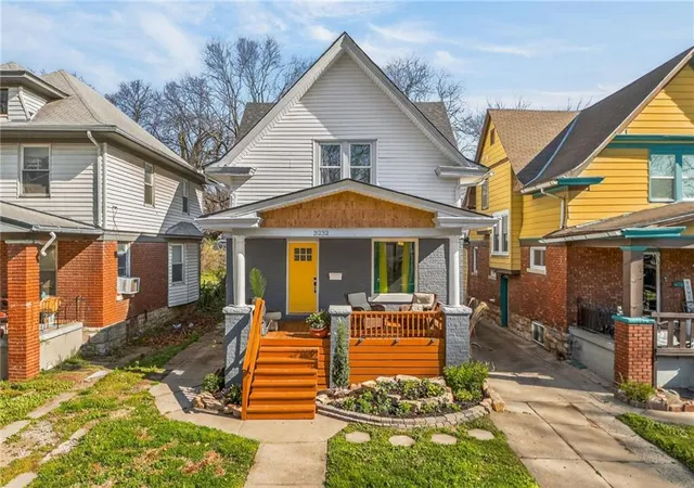Photo 1 of Single family home for sale at 3232 E 28th Street, Kansas City, MO 64128 | MLS# 2610168 | Listing updated on 2026-08-12
