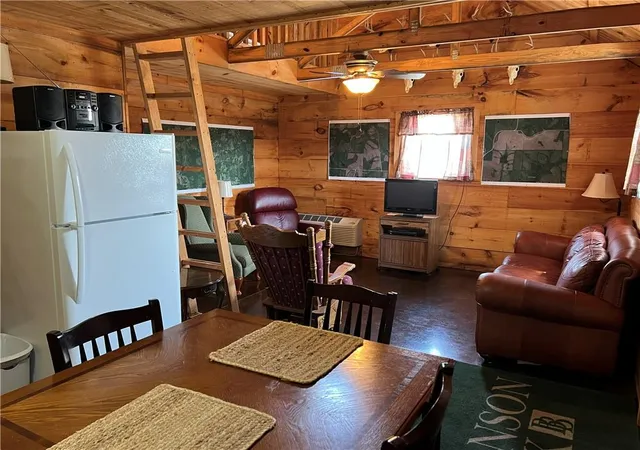 Photo 2 of Sale Pending at 5947 State Hwy Dd, Albany, MO 64441 | MLS# 2610194 | Listing updated on 2026-09-01