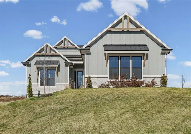 1st image of 20312 E 22nd St S, Independence, MO 64057 | MLS# 2610206