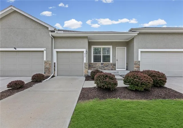Photo 3 of Townhouse for sale at 633 N 74th Street, Kansas City, KS 66112 | MLS# 2610224 | Listing updated on 2026-08-29