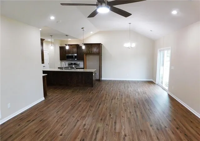 5th image of 507 W 3Rd St, Holden, MO 64040 | MLS# 2610254