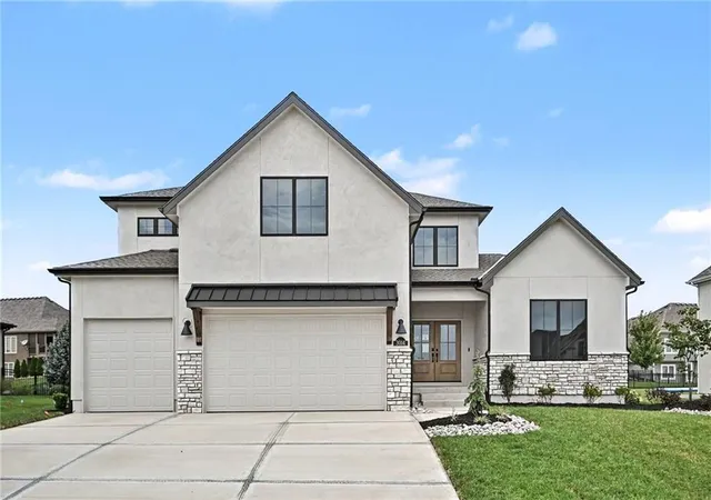 Photo 1 of Single family home for sale at 3014 Ne 102nd Street, Kansas City, MO 64155 | MLS# 2610259 | Listing updated on 2026-09-05