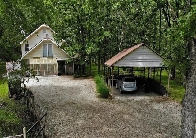 Homes for sale in Wheatland, MO | 22303 County 253 Rd, Wheatland, MO 65779 | MLS# 2610278