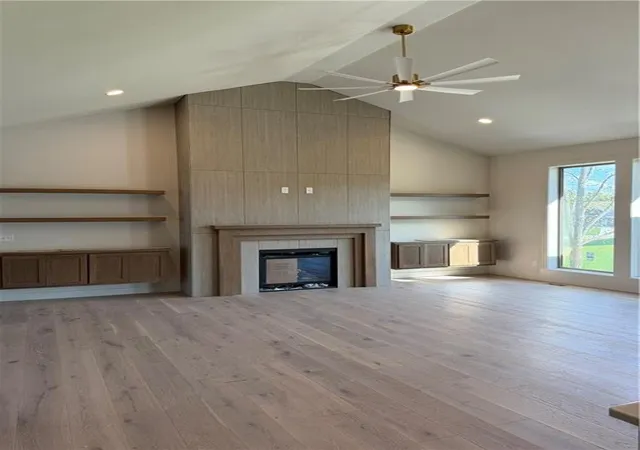 Photo 4 of Single family home for sale at 1117 Hummingbird Ct, Greenwood, MO 64034 | MLS# 2610311 | Listing updated on 2026-08-25
