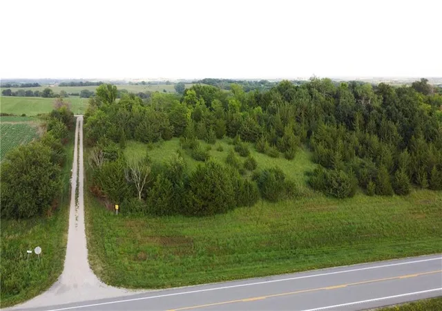 Photo 4 of Land for sale at Road 285, Grant City, MO 64456 | MLS# 2610448 | Listing updated on 2026-10-01