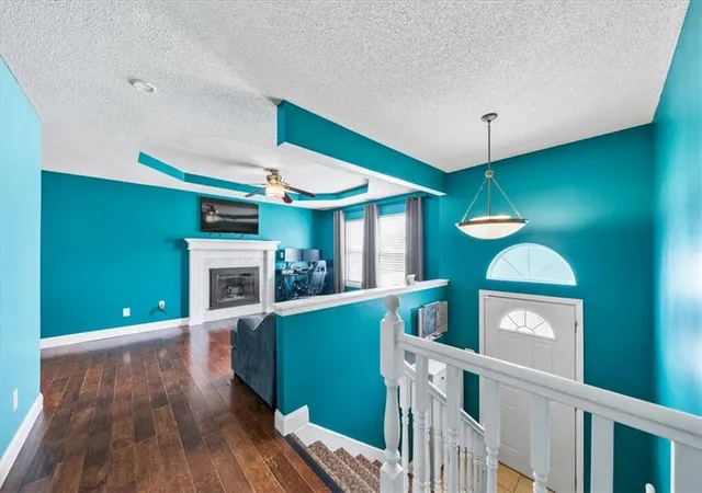 Photo 3 of Sale Pending at 1723 S Whitney Dr, Independence, MO 64057 | MLS# 2610742 | Listing updated on 2026-04-06