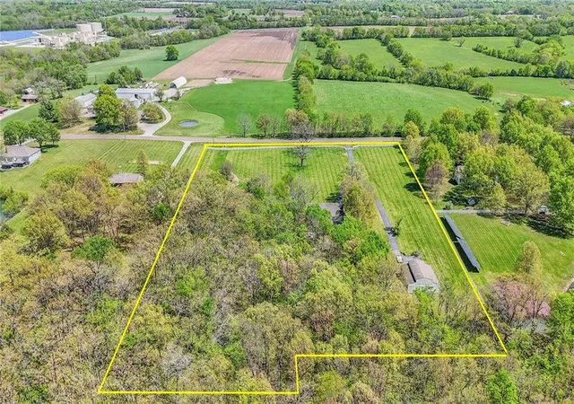 Homes for sale in Greenwood, MO | 14300 S Smart Rd, Greenwood, MO 64034 | MLS# 2611822