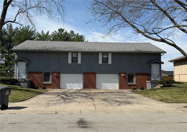 Homes for sale in Blue Springs, MO | 2313 & 2315 Sw 6th St, Blue Springs, MO 64014 | MLS# 2611854