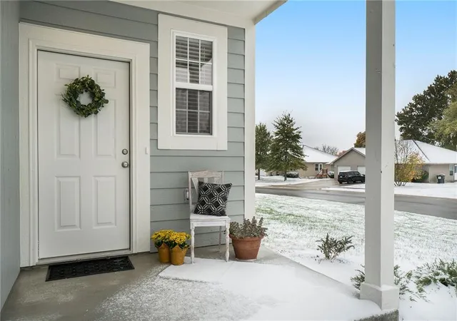3rd image of 333 5Th Terrace Terrace, Louisburg, KS 66053 | MLS# 2611870