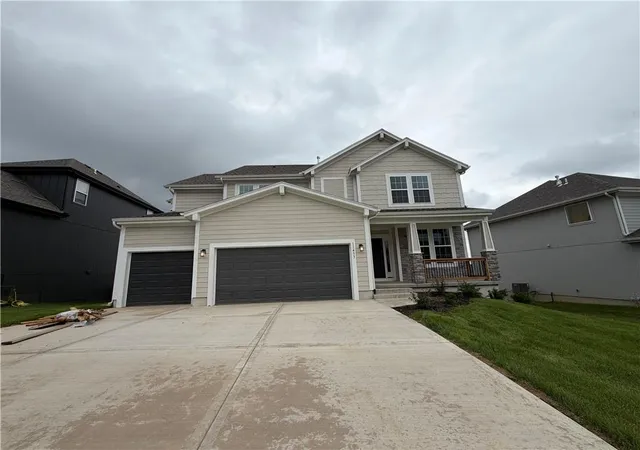 2nd image of 11453 S Langley St, Olathe, KS 66061 | MLS# 2611950