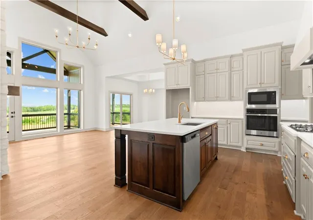 5th image of 1628 Hanover Ln, Raymore, MO 64083 | MLS# 2612105