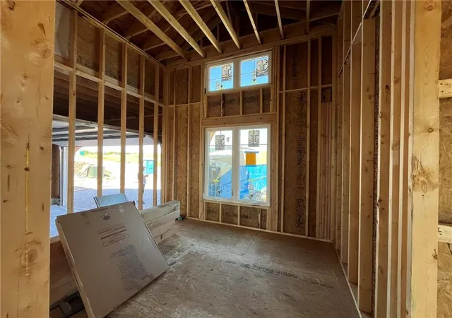 5th image of 1622 Hanover Ln, Raymore, MO 64083 | MLS# 2612121