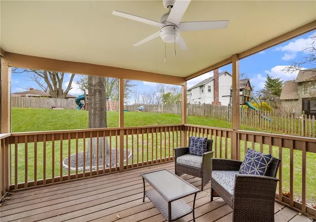 16th image of 5826 Oakview St, Shawnee, KS 66216 | MLS# 2612161