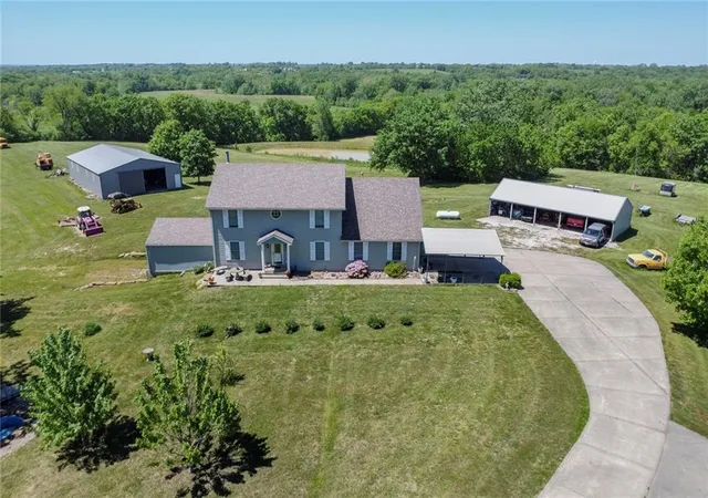 Homes for sale in Holt, MO | 19412 Shanks Rd, Holt, MO 64048 | MLS# 2612162