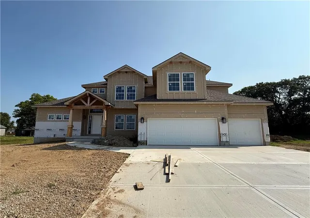 2nd image of 8964 Ne 99th Ter, Kansas City, MO 64157 | MLS# 2612361