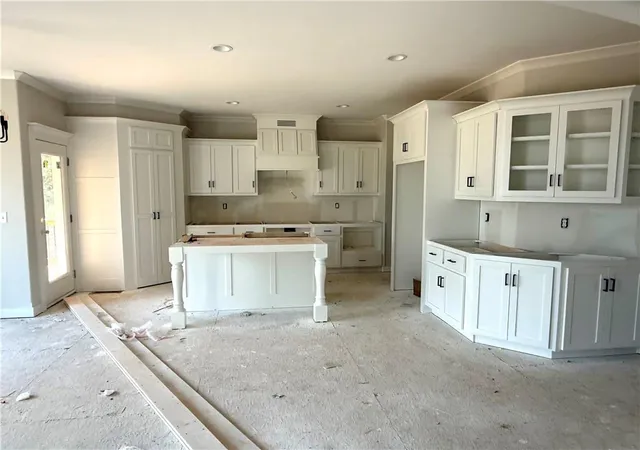 Photo 3 of Single family home for sale at 8964 NE 99th Terrace, Kansas City, MO 64157 | MLS# 2612361 | Listing updated on 2026-09-01