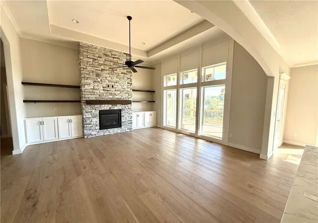 Photo 4 of Single family home for sale at 1039 Fir Ln, Liberty, MO 64068 | MLS# 2612386 | Listing updated on 2026-10-10