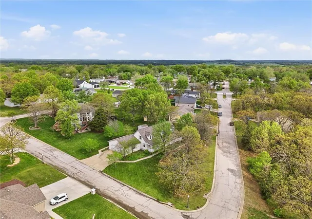 Homes for sale in Osawatomie, KS | 612 17th St, Osawatomie, KS 66064 | MLS# 2612419