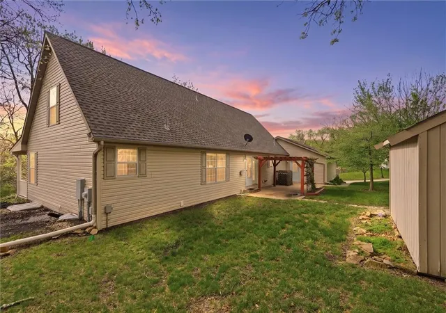 Homes for sale in Osawatomie, KS | 612 17th St, Osawatomie, KS 66064 | MLS# 2612419
