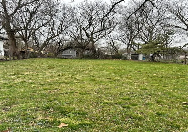 Homes for sale in Kansas City, MO | 2322 Poplar Ave, Kansas City, MO 64127 | MLS# 2612431