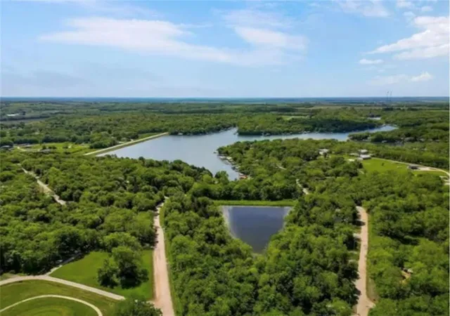 Photo 1 of Land for sale at 22 Fox Run Dr, Mound City, KS 66056 | MLS# 2612500 | Listing updated on 2026-09-28