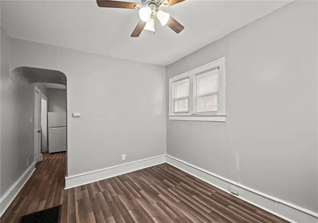 3rd image of 514 W Walnut St, Independence, MO 64050 | MLS# 2612518