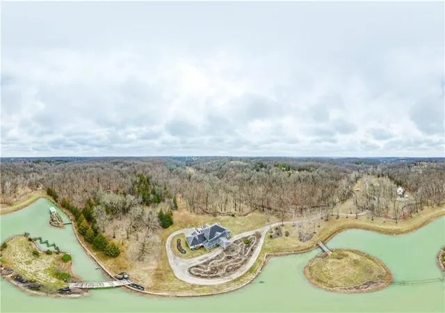Photo 2 of Sale Pending at 70 E High Point Ln, Columbia, MO 65203 | MLS# 2612540 | Listing updated on 2026-08-25