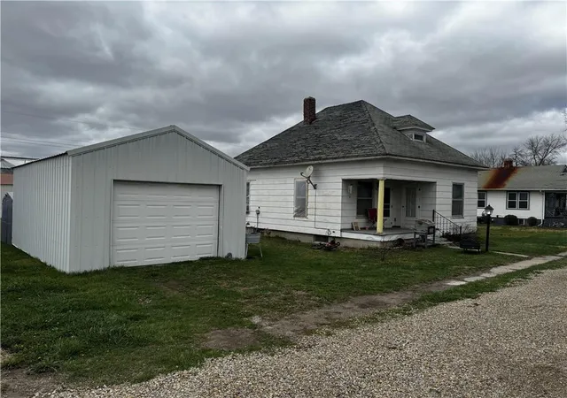 1st image of 110 N Main St, Ravenwood, MO 64479 | MLS# 2612547