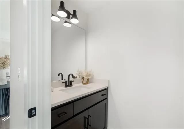 image of 17751 W 97th St, Lenexa, KS 66219 | MLS# 2612599