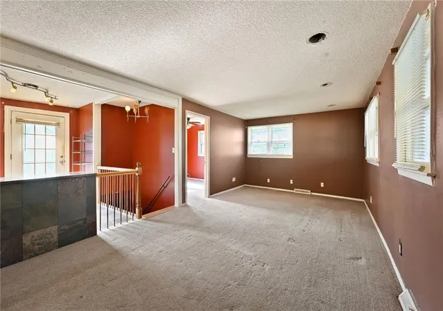 4th image of 1 & 2 H St, Lake Lotawana, MO 64086 | MLS# 2612636
