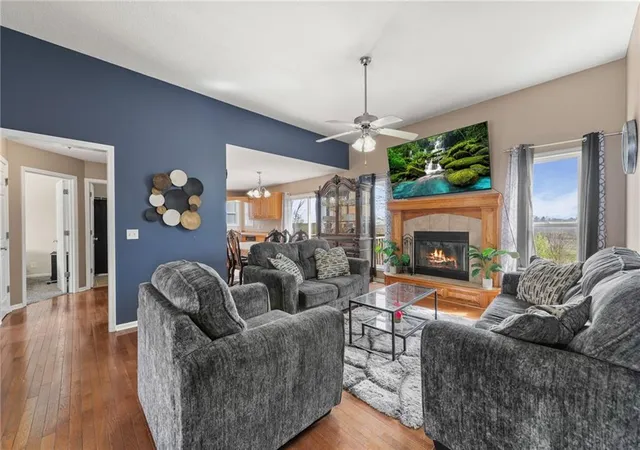 2nd image of 1405 Ne 196th St, Smithville, MO 64089 | MLS# 2612648