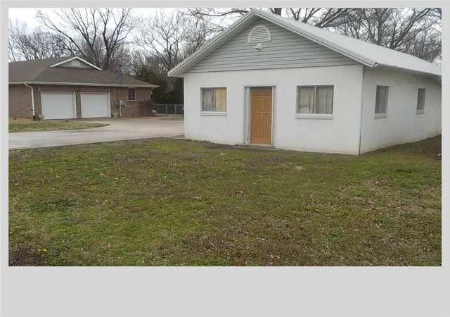 3rd image of 603 Cheyenne St, Coffeyville, KS 67337 | MLS# 2612943