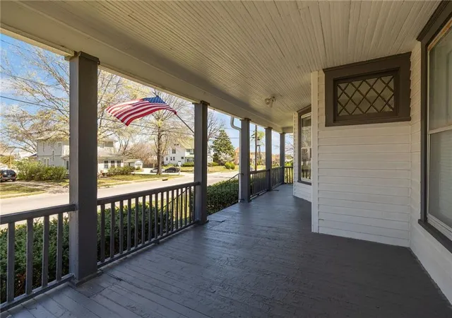 5th image of 312 E Gay St, Warrensburg, MO 64093 | MLS# 2612961