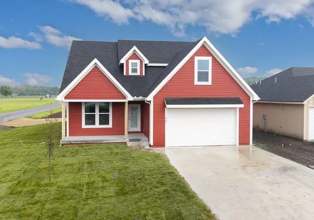 2nd image of 913 2nd St, Perry, KS 66073 | MLS# 2612972