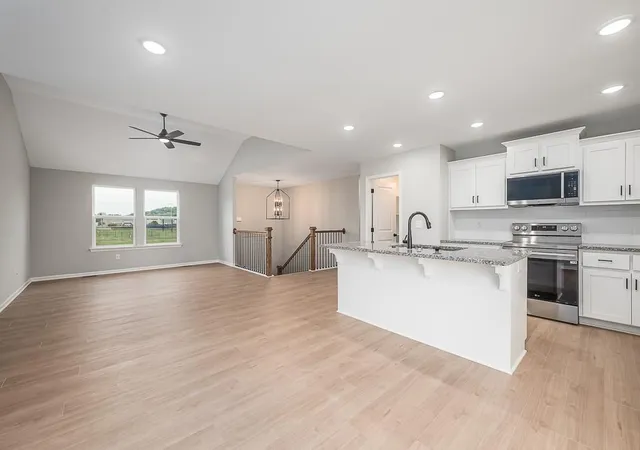 Photo 3 of Single family home for sale at 1007 2nd Street, Perry, KS 66073 | MLS# 2613028 | Listing updated on 2026-10-18
