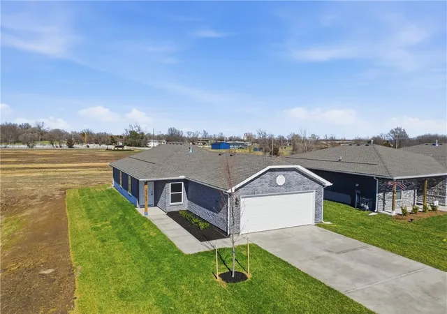 Homes for sale in Edgerton, KS | 20763 Starside St, Edgerton, KS 66021 | MLS# 2613038