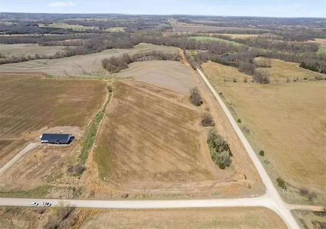 Homes for sale in Linwood, KS | Lot 14 Woodend Rd, Linwood, KS 66052 | MLS# 2613105