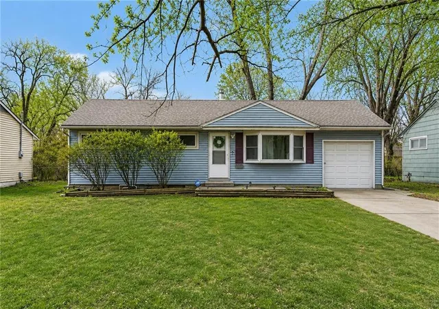 Photo 1 of Single family home for sale at 7407 E 111th Terrace, Kansas City, MO 64134 | MLS# 2613241 | Listing updated on 2026-08-27