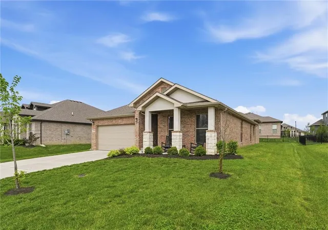 Homes for sale in Lenexa, KS | 22662 W 89Th St, Lenexa, KS 66227 | MLS# 2613361