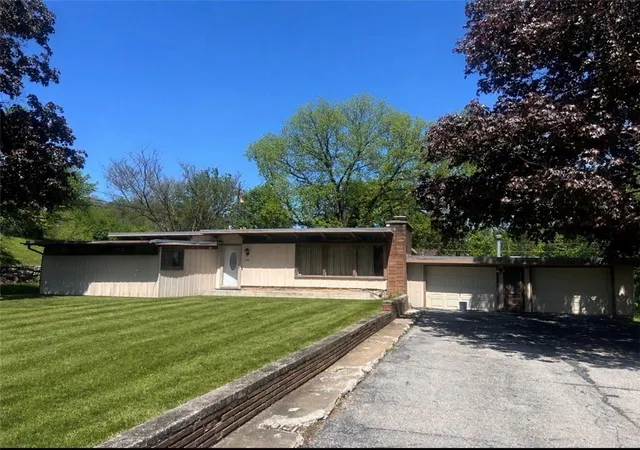 Photo 1 of Single family home for sale at 7318 Reynolds Ave, Kansas City, KS 66111 | MLS# 2613365 | Listing updated on 2026-09-04