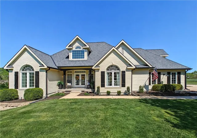 1st image of 31600 W 115th St, Olathe, KS 66061 | MLS# 2613380