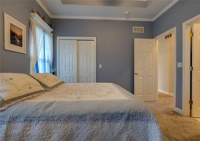 5th image of 2010 Prairie Grass Dr, Raymore, MO 64083 | MLS# 2613463