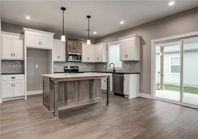 Photo 3 of Single family home for sale at 16827 W 164th Terrace, Olathe, KS 66062 | MLS# 2613487 | Listing updated on 2026-09-12