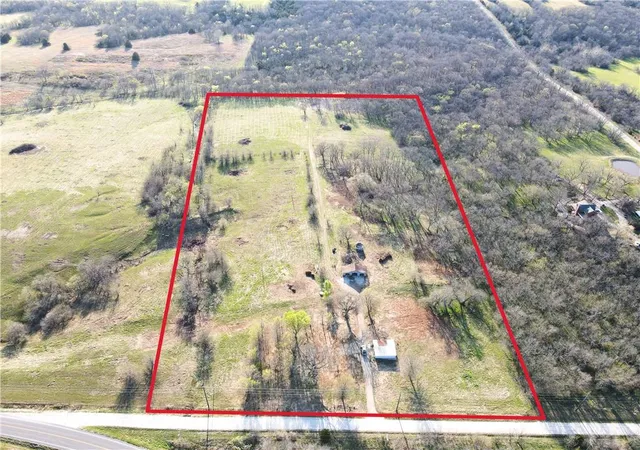 Homes for sale in Leeton, MO | 1112 Sw 21st Rd Rd, Leeton, MO 64761 | MLS# 2613507