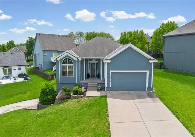 Homes for sale in Kansas City, MO | 10727 N Tennessee Ave, Kansas City, MO 64157 | MLS# 2613701
